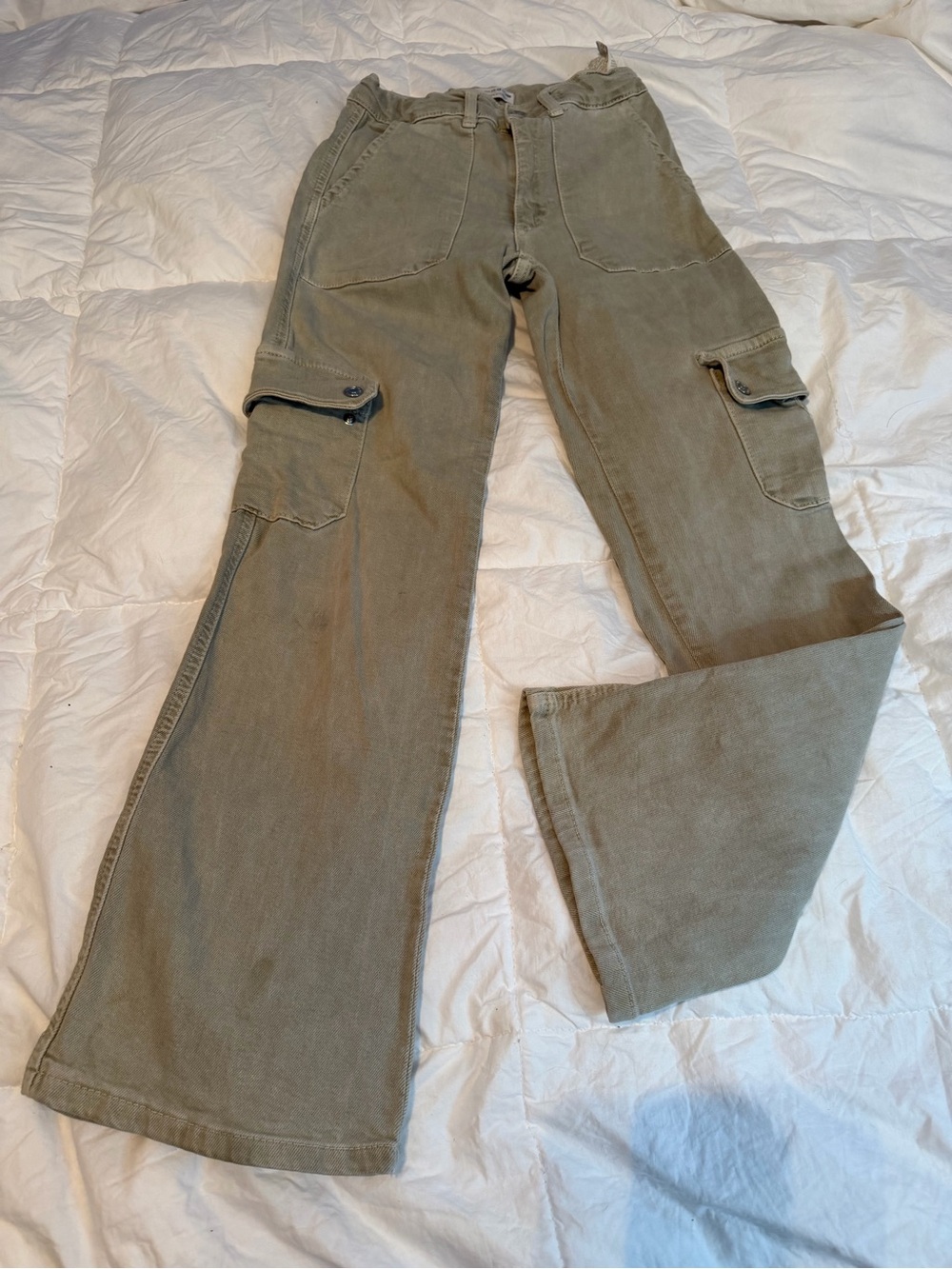 Zara Olive Green Cargo Pants with Utility Pockets